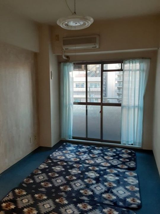 マリオン川口 IIの居間