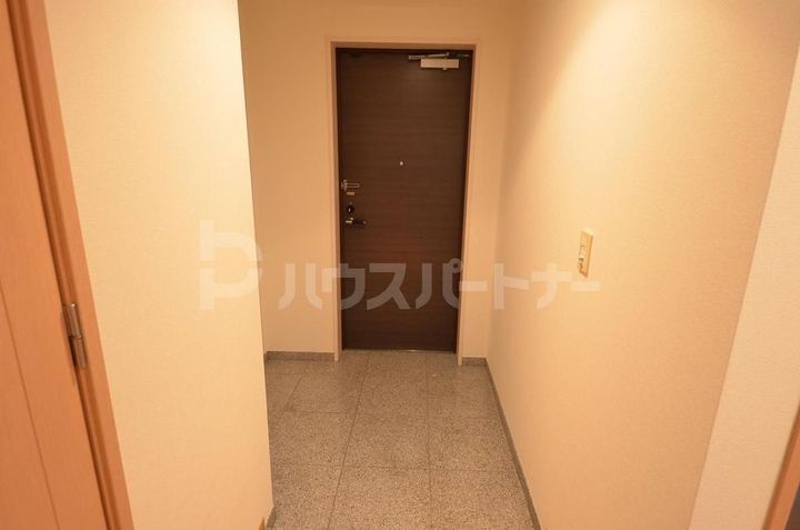 ロイヤルパークスリバーサイドの玄関