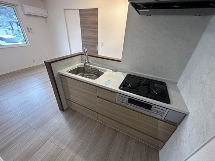 サンハイム己斐中IIIのキッチン