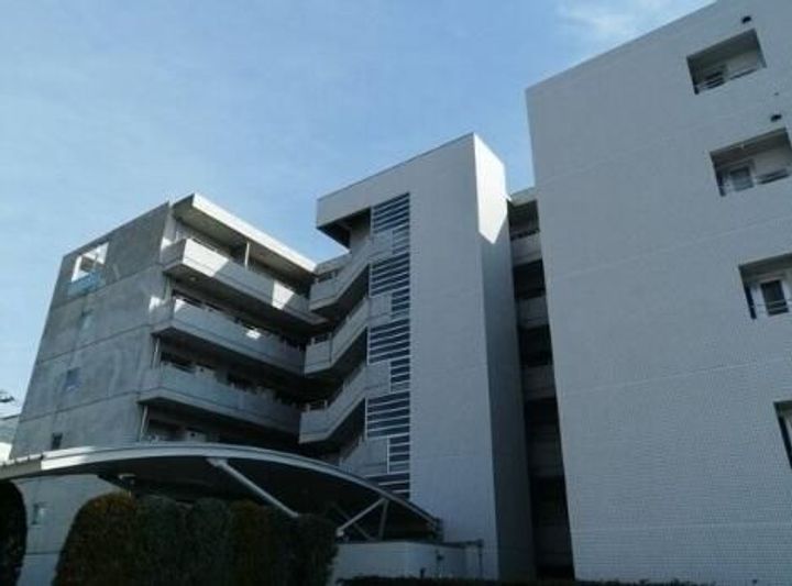 東京都世田谷区南烏山6(マンション)の賃貸物件の外観