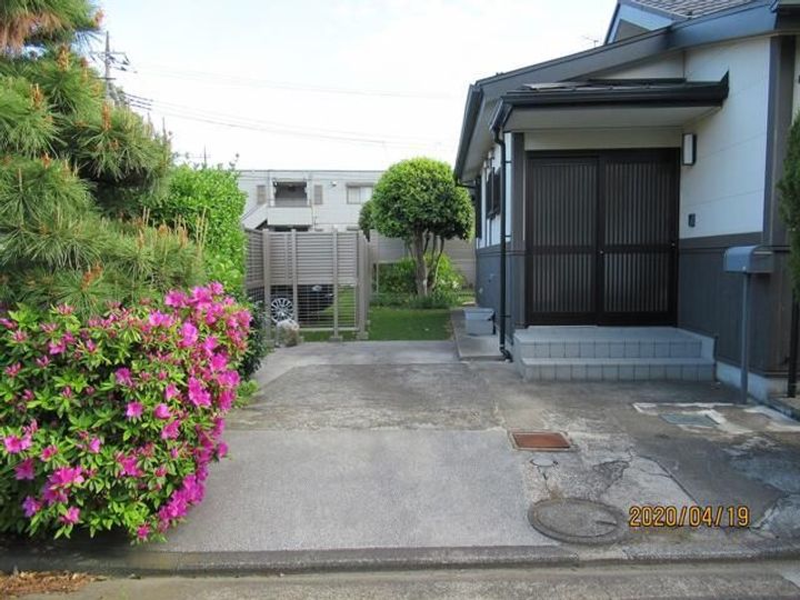 神奈川県横浜市鶴見区獅子ケ谷1(一戸建)の賃貸物件の地図