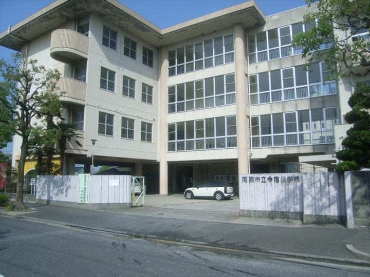 サンコーポ原宿の周辺