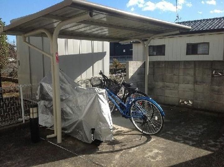 レオパレスアザレアの地図