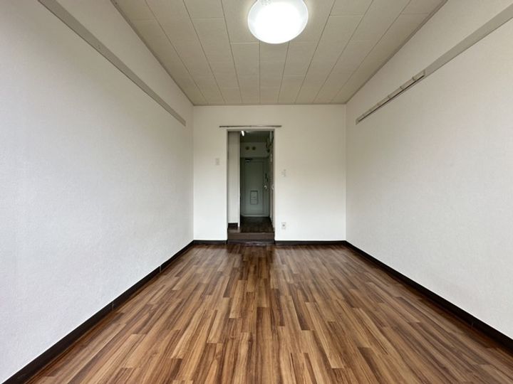 東京都多摩市中沢1(マンション)の賃貸物件の居間