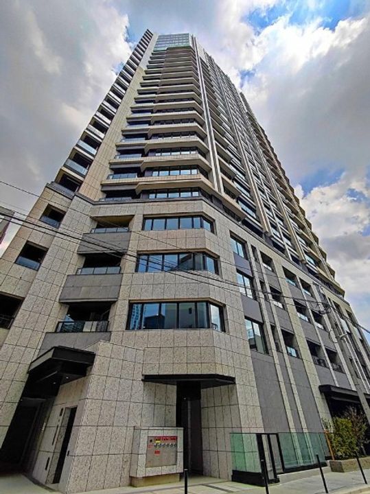 プラウドタワー渋谷の外観