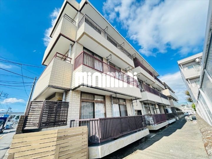 幸レジデンスの外観