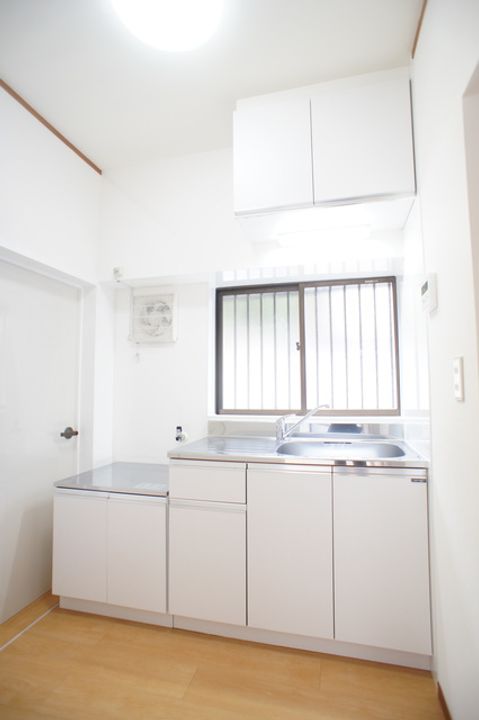 神奈川県川崎市多摩区枡形3(一戸建)の賃貸物件のキッチン