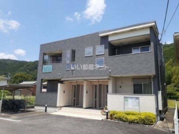 三重県名張市朝日町(アパート)の賃貸物件の外観