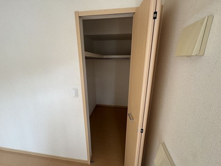 ラピスラズリの内装