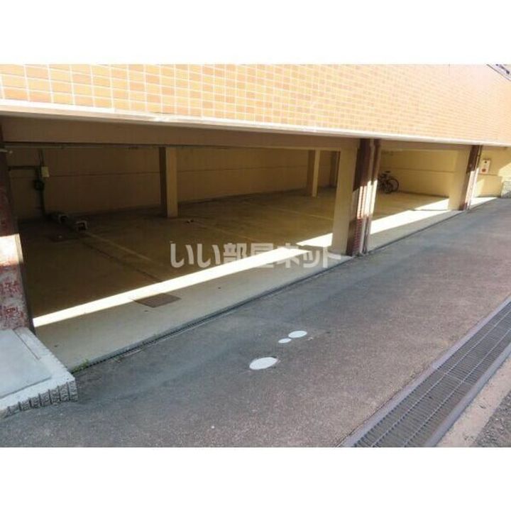 大阪府高槻市津之江町1(マンション)の賃貸物件の地図