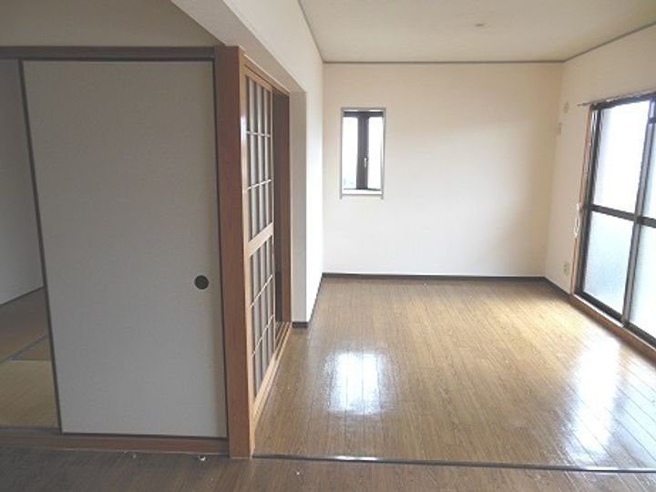 川崎マンション 壱番館の居間