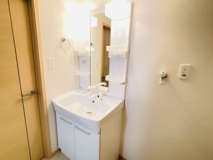 プラシードIの内装