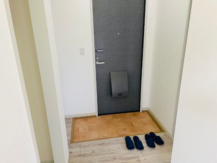 コモンシティ前島Dの玄関