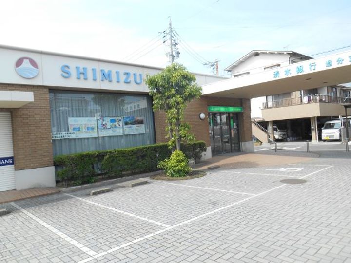 ソレイユ入江の周辺