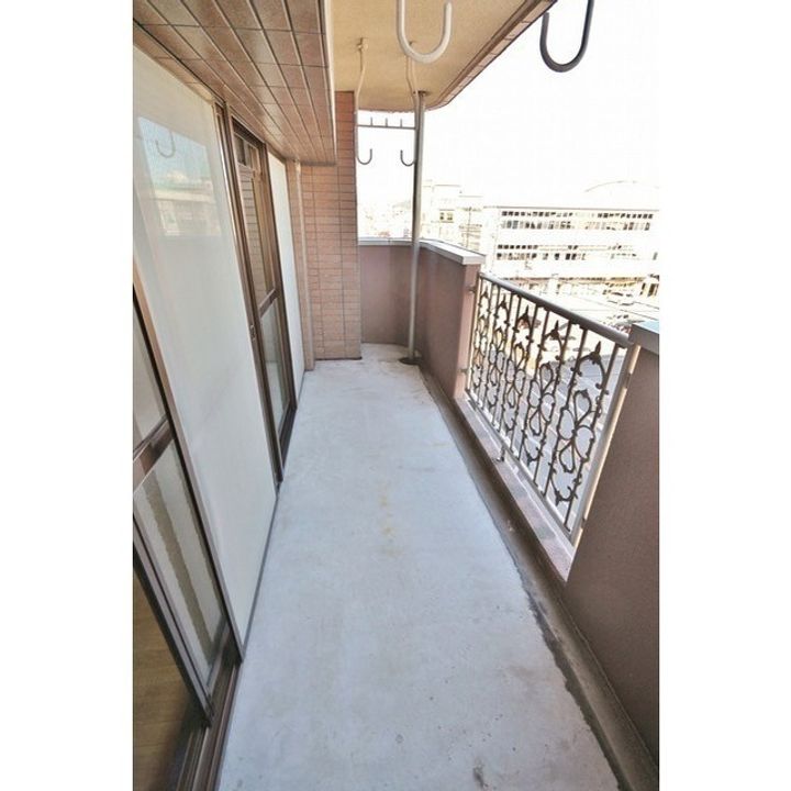 マーキュリーアットの内装