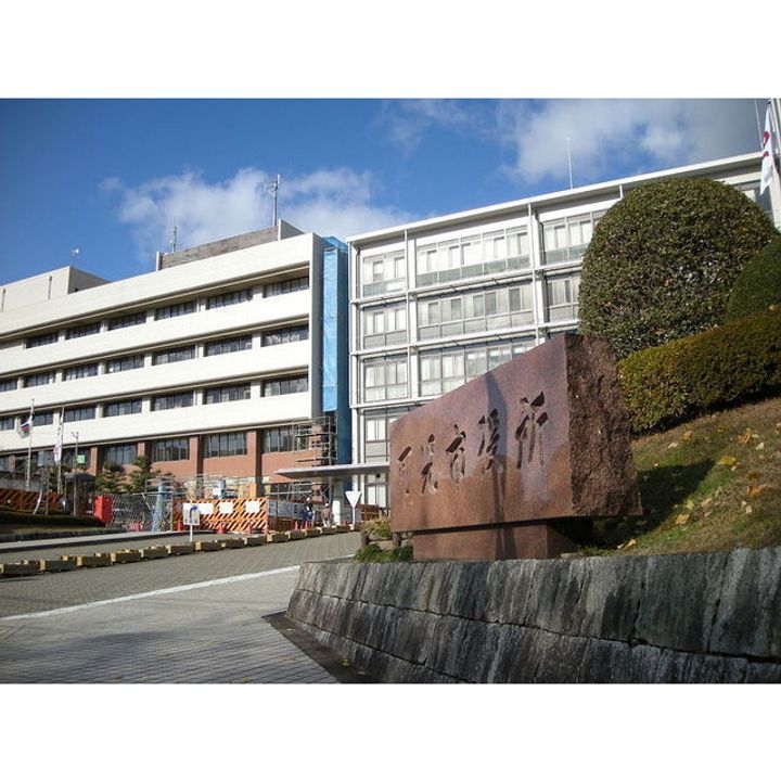 マーキュリーアットの周辺