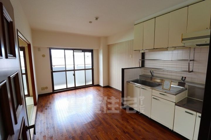 大阪府門真市島頭3(マンション)の賃貸物件の居間