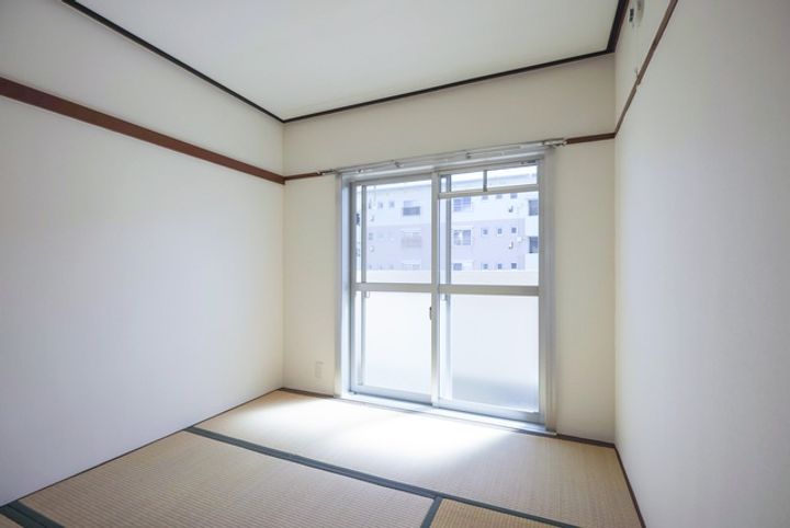 UR鶴山台の内装