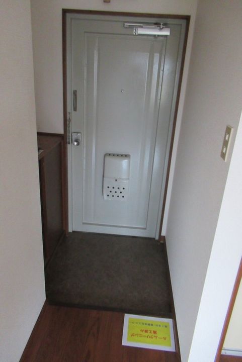 東京都小平市天神町1(アパート)の賃貸物件の玄関