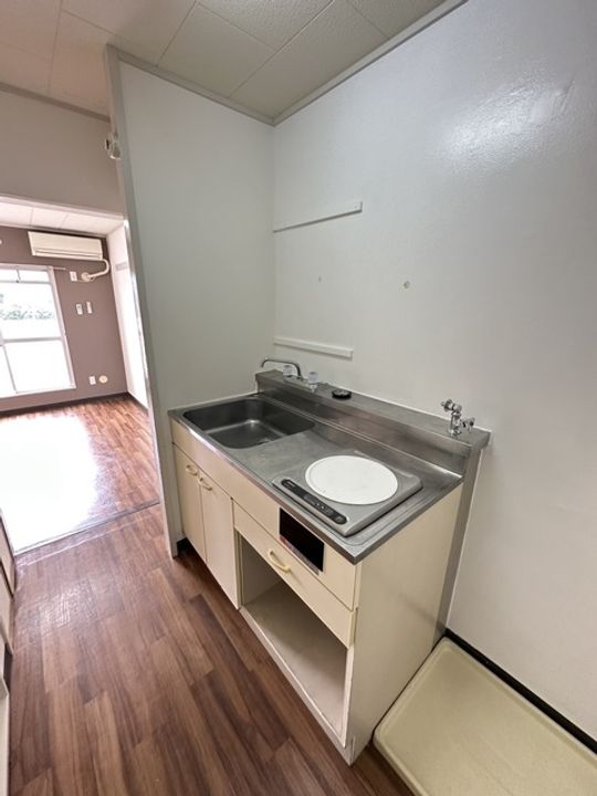 東京都多摩市中沢1(マンション)の賃貸物件のキッチン