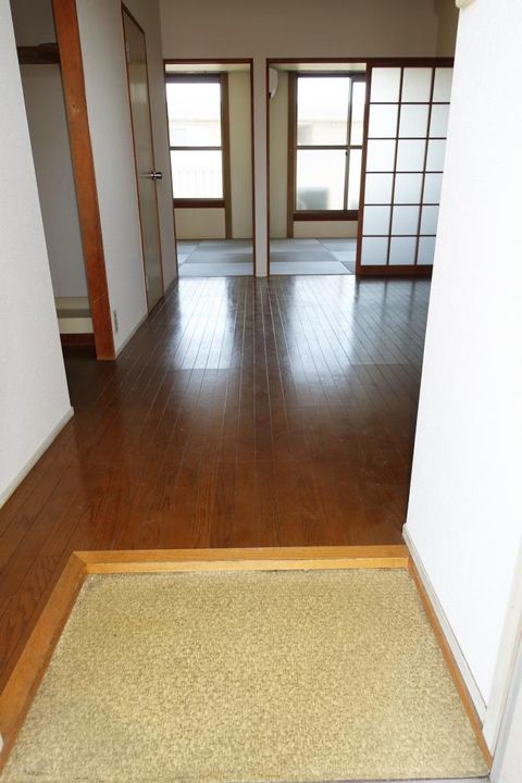 東京都東大和市南街2(マンション)の賃貸物件の内装