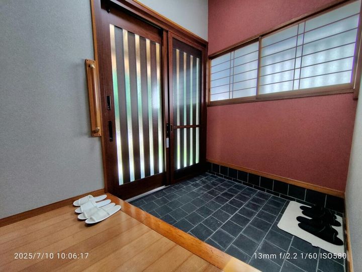 千葉県船橋市丸山2(一戸建)の賃貸物件の玄関