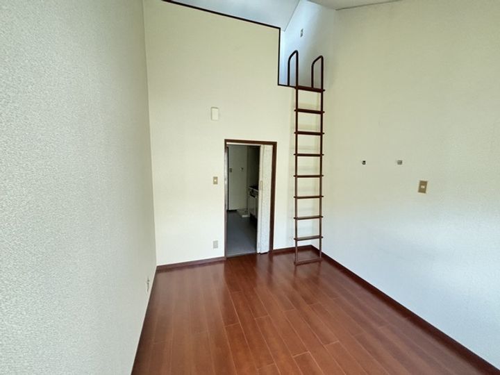 ハビタASOの居間