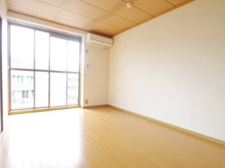 サニーコート向ヶ丘の居間