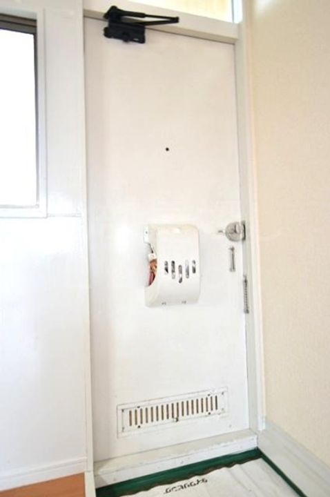 神奈川県小田原市鴨宮(アパート)の賃貸物件の玄関
