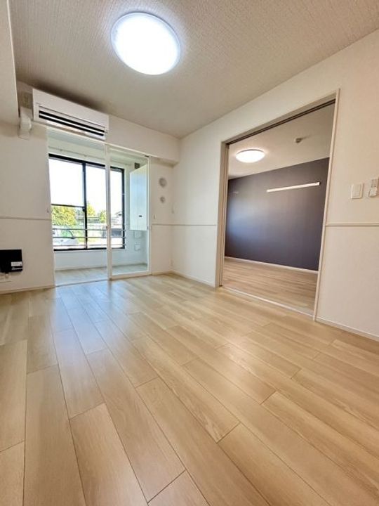 大阪府交野市倉治2(アパート)の賃貸物件の居間