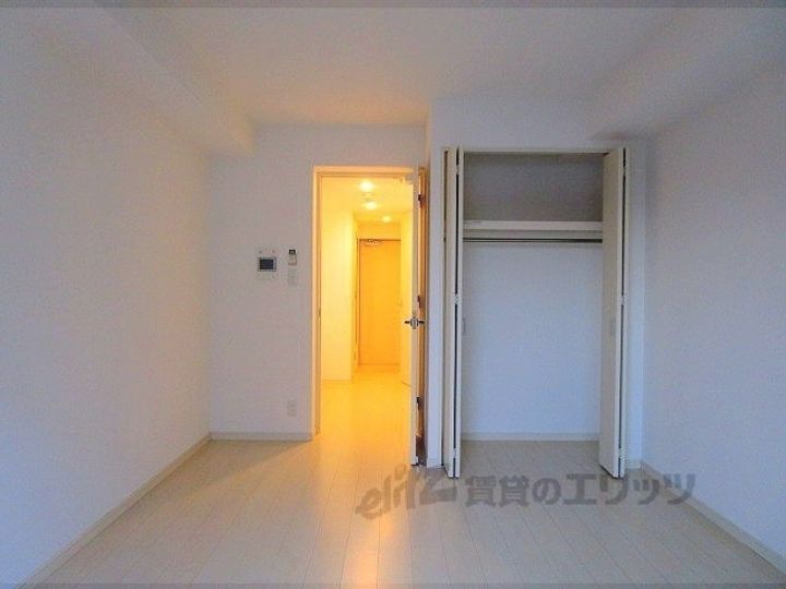 アドバンス京都アリビオの居間