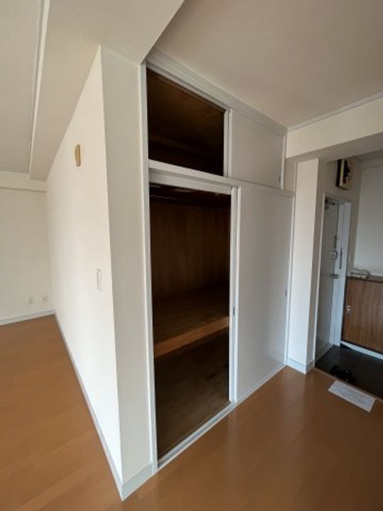 第三長門ビルの内装