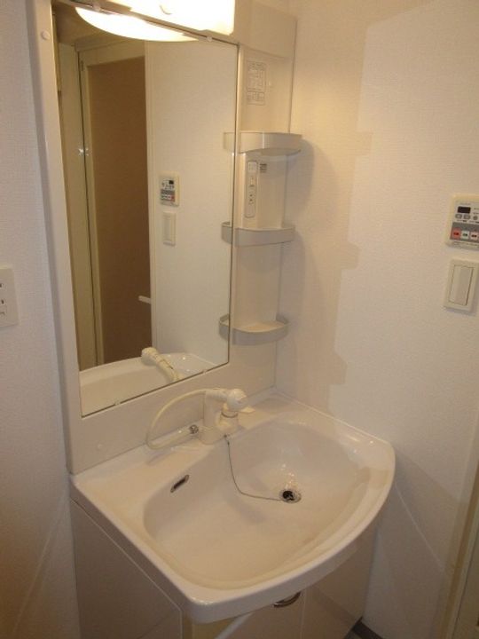 東京都中野区中央4(マンション)の賃貸物件の内装