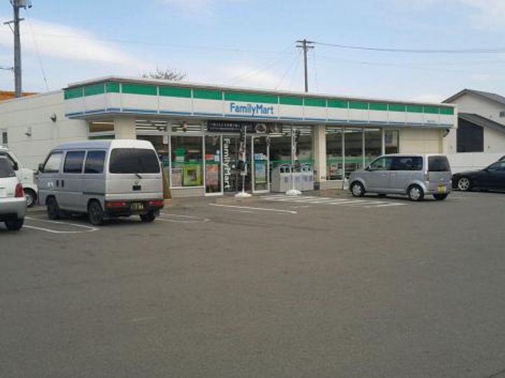 クレセールの周辺