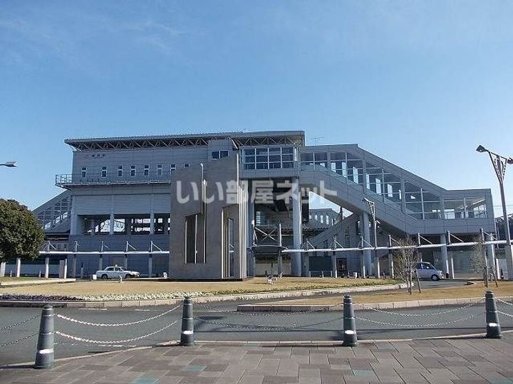 ユージンの周辺