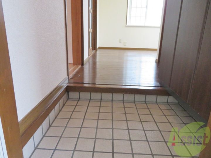 コートアミューズの玄関