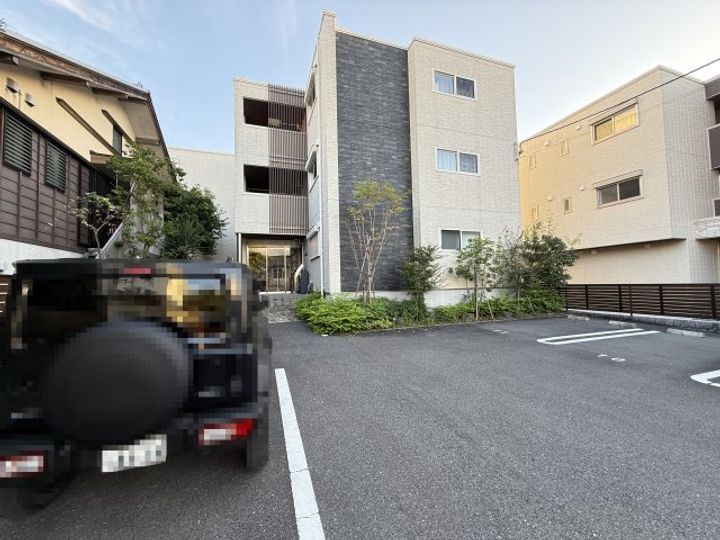 高知県高知市鷹匠町2(マンション)の賃貸物件の外観
