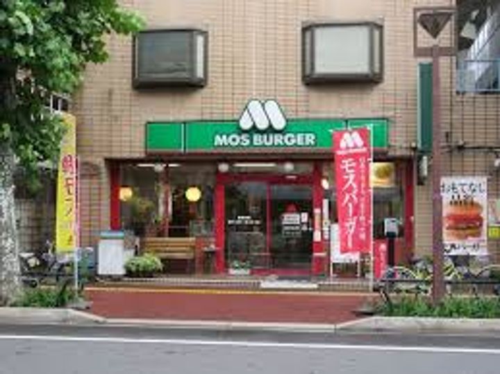 アルカディア・センブの周辺