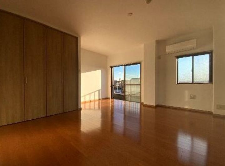 東京都青梅市河辺町5(マンション)の賃貸物件の居間