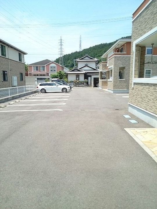 リヴェールVIの地図