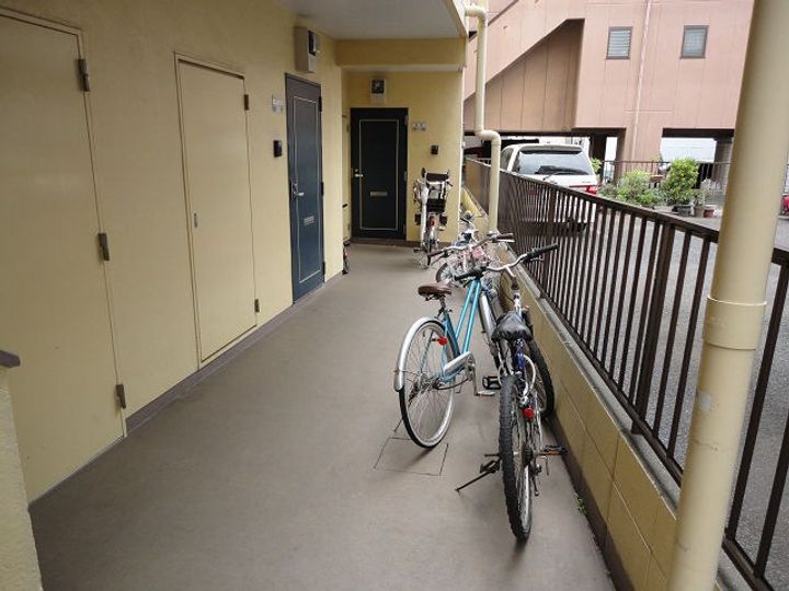 サンモリッツ山口の地図