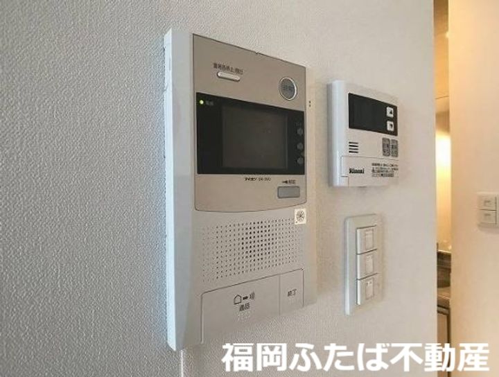 アルファシオディクレイヴの内装