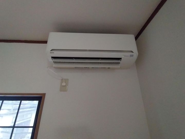 ヒーロー夏見パートIIの内装