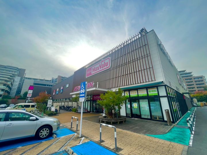 ヒーロー夏見パートIIの周辺