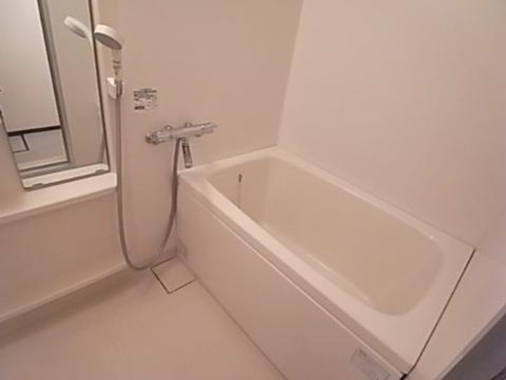 新栄プロパティー古市の風呂
