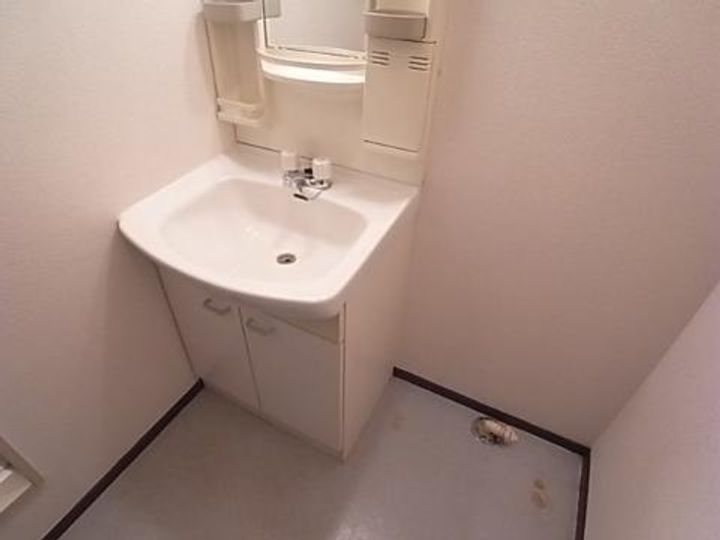 新栄プロパティー古市の内装