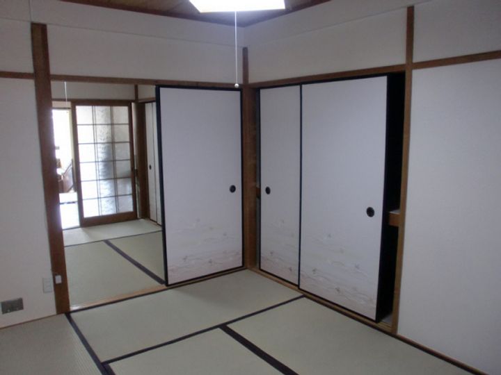 西村マンション105の居間