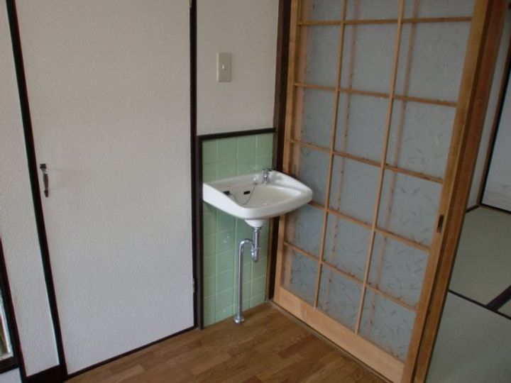 西村マンション105の内装