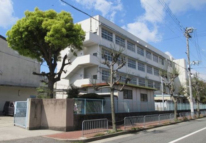 西村マンション105の周辺