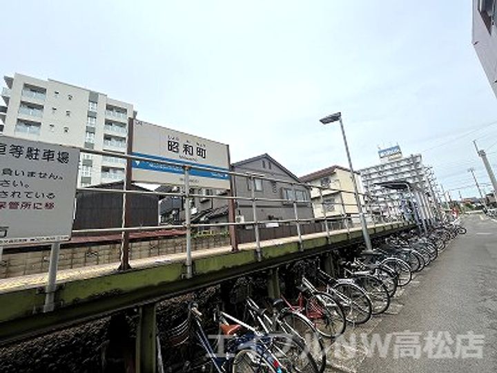 第13ビルの周辺